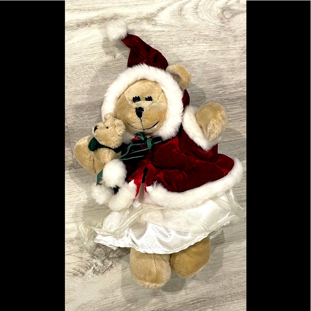 Starbucks Coffee Company Christmas Bearista